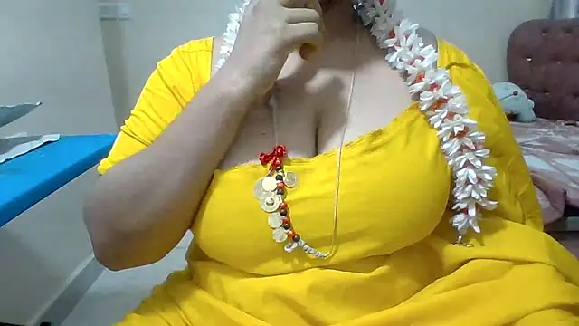 Snapshot of archanatelugu9 chatting on May 4, 2026, 5:33 am archanatelugu9 online show from May 4, 2026, 5:33 am