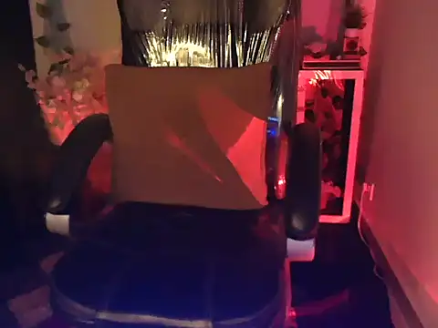 shivi moto online show from December 5, 2025, 5:28 am