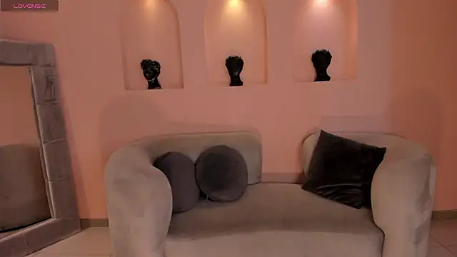 Snapshot of BiancaPierce chatting on February 5, 2026, 11:50 am BiancaPierce online show from February 5, 2026, 11:50 am