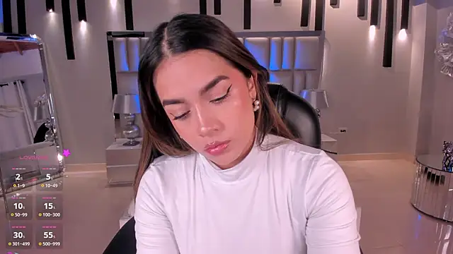 Snapshot of BiancaPierce chatting on February 28, 2026, 11:54 am BiancaPierce online show from February 28, 2026, 11:54 am