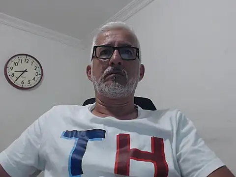 Snapshot of cenizo10124 chatting on September 29, 2025, 1:34 am cenizo10124 online show from September 29, 2025, 1:34 am