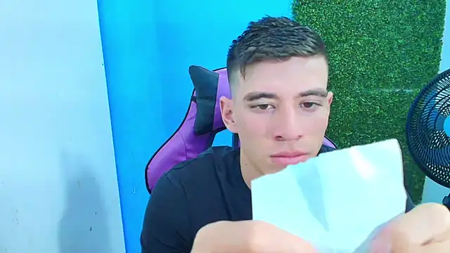 DEIBY BABY online show from February 12, 2025, 12:27 am