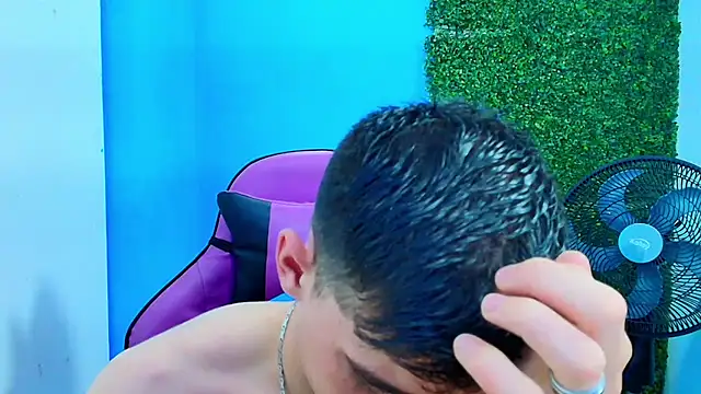 DEIBY BABY online show from February 19, 2025, 3:17 am