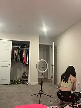 Snapshot of DominiqueX0 chatting on February 27, 2025, 5:16 pm DominiqueX0 online show from February 27, 2025, 5:16 pm