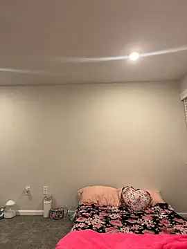 Snapshot of DominiqueX0 chatting on February 27, 2025, 10:53 pm DominiqueX0 online show from February 27, 2025, 10:53 pm