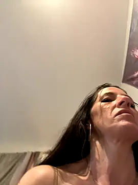 Snapshot of DominiqueX0 chatting on October 30, 2025, 2:21 am DominiqueX0 online show from October 30, 2025, 2:21 am