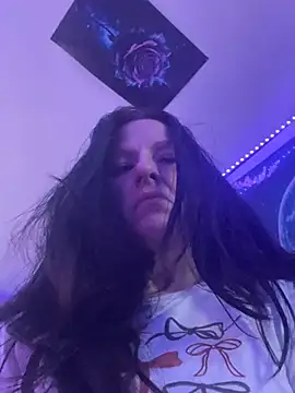 DominiqueX0 online show from August 7, 2026, 7:53 pm