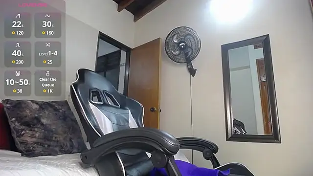 Snapshot of victoria__milf_ chatting on March 22, 2025, 1:43 am victoria milf online show from March 22, 2025, 1:43 am