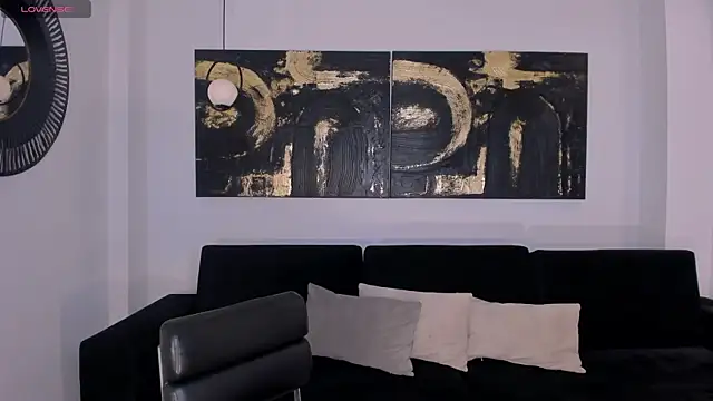 Snapshot of SunnyRivers chatting on November 27, 2025, 4:07 pm SunnyRivers online show from November 27, 2025, 4:07 pm