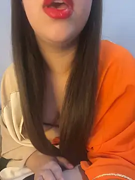 Snapshot of Mayacrayzi chatting on February 6, 2025, 4:14 pm Mayacrayzi online show from February 6, 2025, 4:14 pm