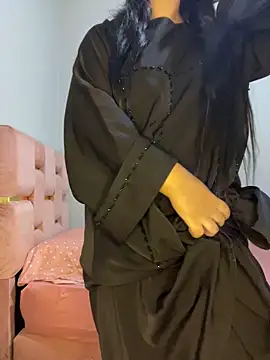 Snapshot of Mayacrayzi chatting on October 9, 2025, 9:43 am Mayacrayzi online show from October 9, 2025, 9:43 am