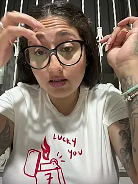 Snapshot of croftsmila chatting on April 9, 2026, 11:55 pm croftsmila online show from April 9, 2026, 11:55 pm