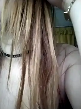 Snapshot of WanOn3Fanny chatting on March 9, 2025, 3:54 am WanOn3Fanny online show from March 9, 2025, 3:54 am