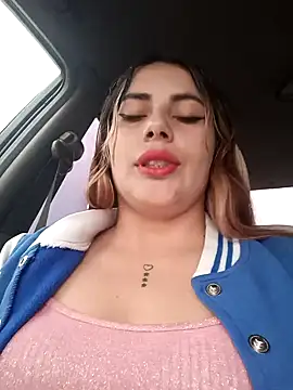 Snapshot of Misscata1106 chatting on December 4, 2024, 10:35 pm Misscata1106 online show from December 4, 2024, 10:35 pm