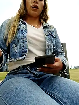 Snapshot of Misscata1106 chatting on October 6, 2025, 8:53 pm Misscata1106 online show from October 6, 2025, 8:53 pm