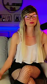 Snapshot of Kittychatte chatting on May 30, 2026, 9:04 am Kittychatte online show from May 30, 2026, 9:04 am