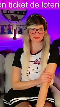 Snapshot of Kittychatte chatting on May 4, 2026, 8:11 pm Kittychatte online show from May 4, 2026, 8:11 pm