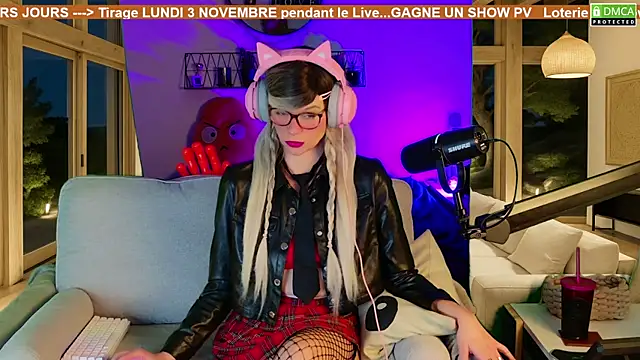 Kittychatte online show from November 3, 2025, 9:07 pm