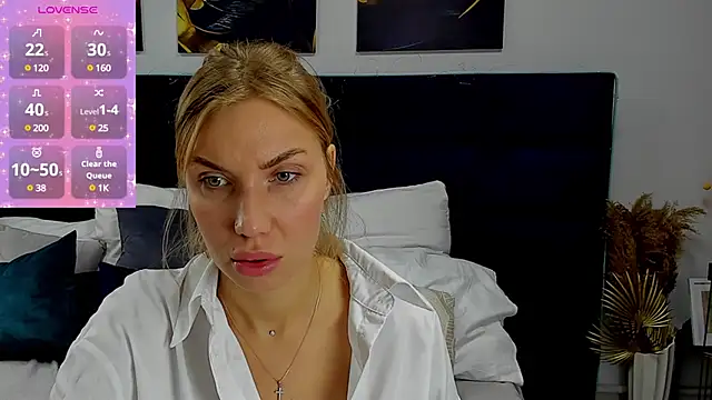 Snapshot of EvaOrion chatting on March 17, 2025, 8:29 am EvaOrion online show from March 17, 2025, 8:29 am