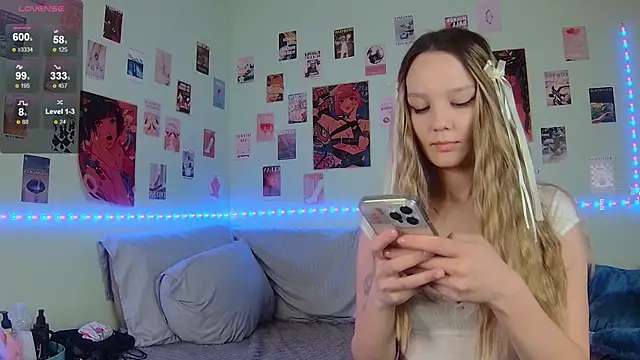 Snapshot of starry_moon chatting on January 19, 2025, 3:10 pm starry moon online show from January 19, 2025, 3:10 pm