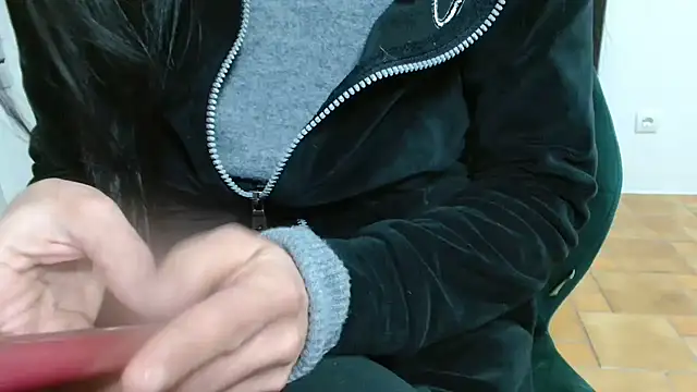 patatinahot87 online show from January 17, 2026, 5:38 pm