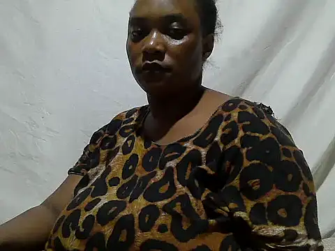 Snapshot of swt_wet_pus chatting on April 1, 2026, 5:32 pm swt wet pus online show from April 1, 2026, 5:32 pm