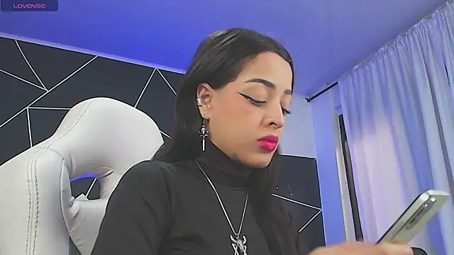 farichell online show from December 19, 2025, 8:55 pm