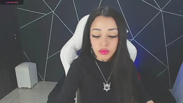 Snapshot of farichell chatting on November 20, 2025, 9:04 pm farichell online show from November 20, 2025, 9:04 pm