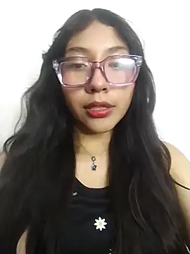 Snapshot of Umaru_uwu chatting on November 6, 2025, 4:27 am Umaru uwu online show from November 6, 2025, 4:27 am