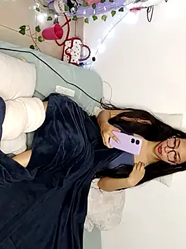 Snapshot of Umaru_uwu chatting on October 29, 2025, 8:30 pm Umaru uwu online show from October 29, 2025, 8:30 pm