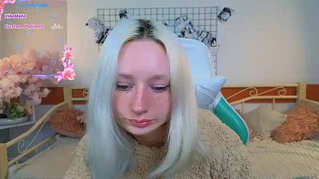 Snapshot of Katia_Kim chatting on March 26, 2026, 6:55 am Katia Kim online show from March 26, 2026, 6:55 am