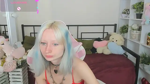 Snapshot of Katia_Kim chatting on April 26, 2026, 5:27 am Katia Kim online show from April 26, 2026, 5:27 am