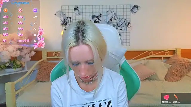 Snapshot of Katia_Kim chatting on March 31, 2026, 5:20 am Katia Kim online show from March 31, 2026, 5:20 am