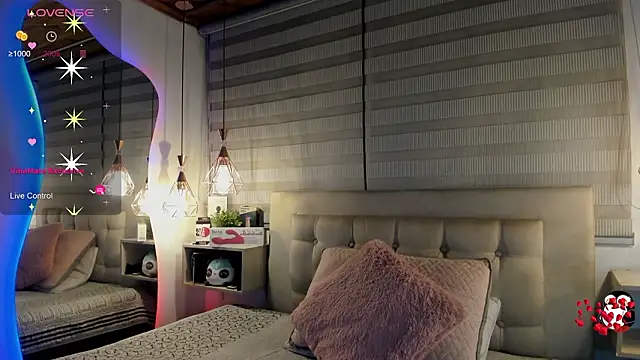 cristal  hot 1 online show from February 16, 2026, 5:06 am