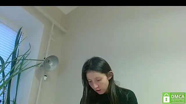 Snapshot of Sophi_Cute chatting on November 12, 2025, 1:59 pm Sophi Cute online show from November 12, 2025, 1:59 pm