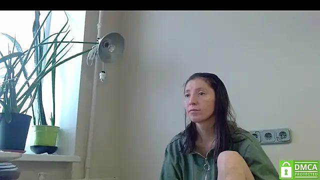 Snapshot of Sophi_Cute chatting on November 16, 2025, 11:59 am Sophi Cute online show from November 16, 2025, 11:59 am