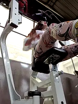 Sam Sara online show from November 13, 2025, 5:39 pm