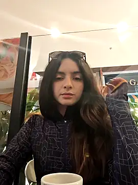 Snapshot of Sam_Sara chatting on March 5, 2025, 2:01 pm Sam Sara online show from March 5, 2025, 2:01 pm