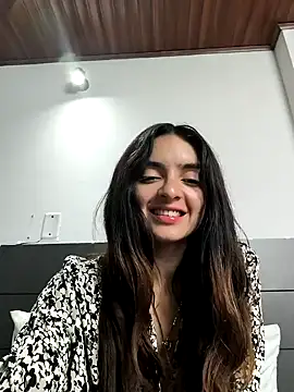 Snapshot of Sam_Sara chatting on March 2, 2025, 7:19 pm Sam Sara online show from March 2, 2025, 7:19 pm