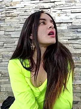 Snapshot of Sam_Sara chatting on April 18, 2026, 7:58 pm Sam Sara online show from April 18, 2026, 7:58 pm