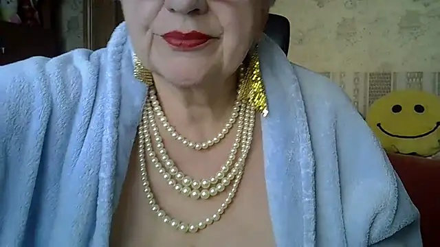 Snapshot of SweetCherry27 chatting on April 20, 2026, 6:38 am SweetCherry27 online show from April 20, 2026, 6:38 am