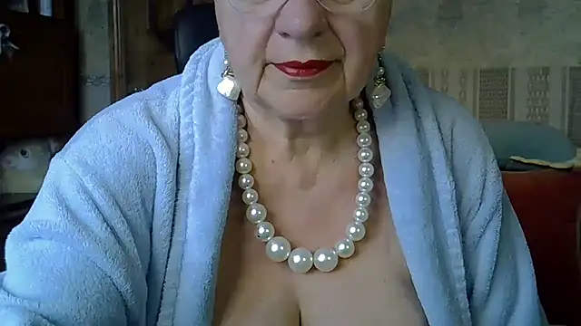 Snapshot of SweetCherry27 chatting on May 16, 2026, 4:11 am SweetCherry27 online show from May 16, 2026, 4:11 am