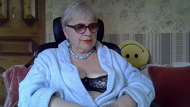 Snapshot of SweetCherry27 chatting on May 1, 2026, 4:12 pm SweetCherry27 online show from May 1, 2026, 4:12 pm