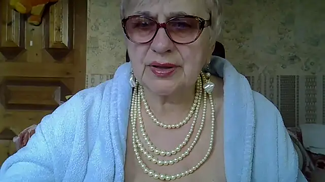 Snapshot of SweetCherry27 chatting on April 16, 2026, 4:08 pm SweetCherry27 online show from April 16, 2026, 4:08 pm