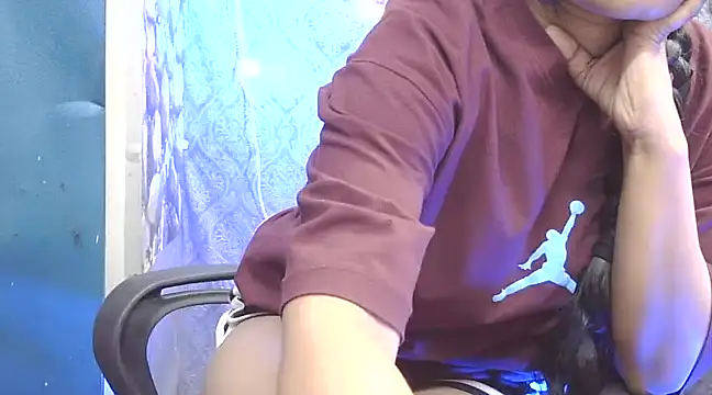 Supriya201 online show from January 21, 2025, 1:11 pm