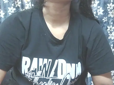 Snapshot of Supriya201 chatting on July 25, 2026, 8:11 am Supriya201 online show from July 25, 2026, 8:11 am