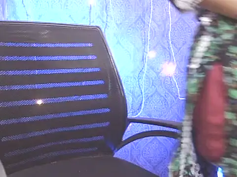 Supriya201 online show from February 24, 2025, 1:10 pm