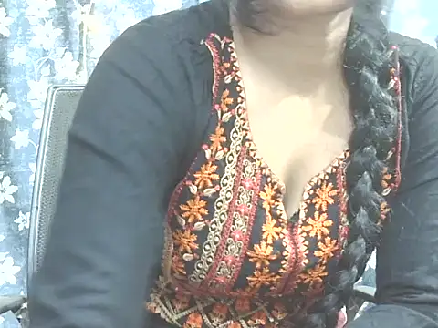 Snapshot of Supriya201 chatting on June 3, 2026, 2:33 pm Supriya201 online show from June 3, 2026, 2:33 pm