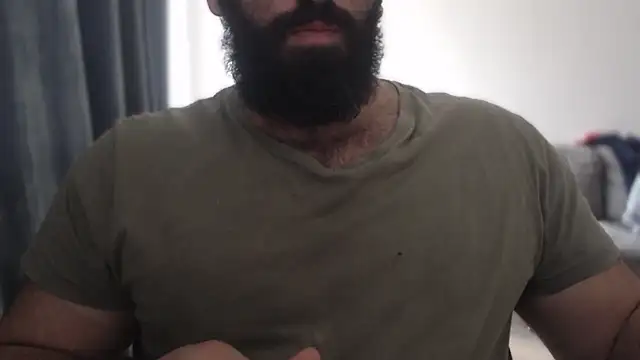 hugemachohandsome online show from October 1, 2025, 11:14 am