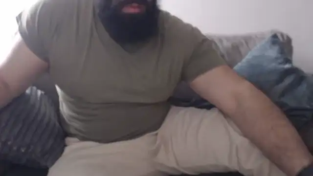 Snapshot of hugemachohandsome chatting on April 3, 2026, 8:10 am hugemachohandsome online show from April 3, 2026, 8:10 am